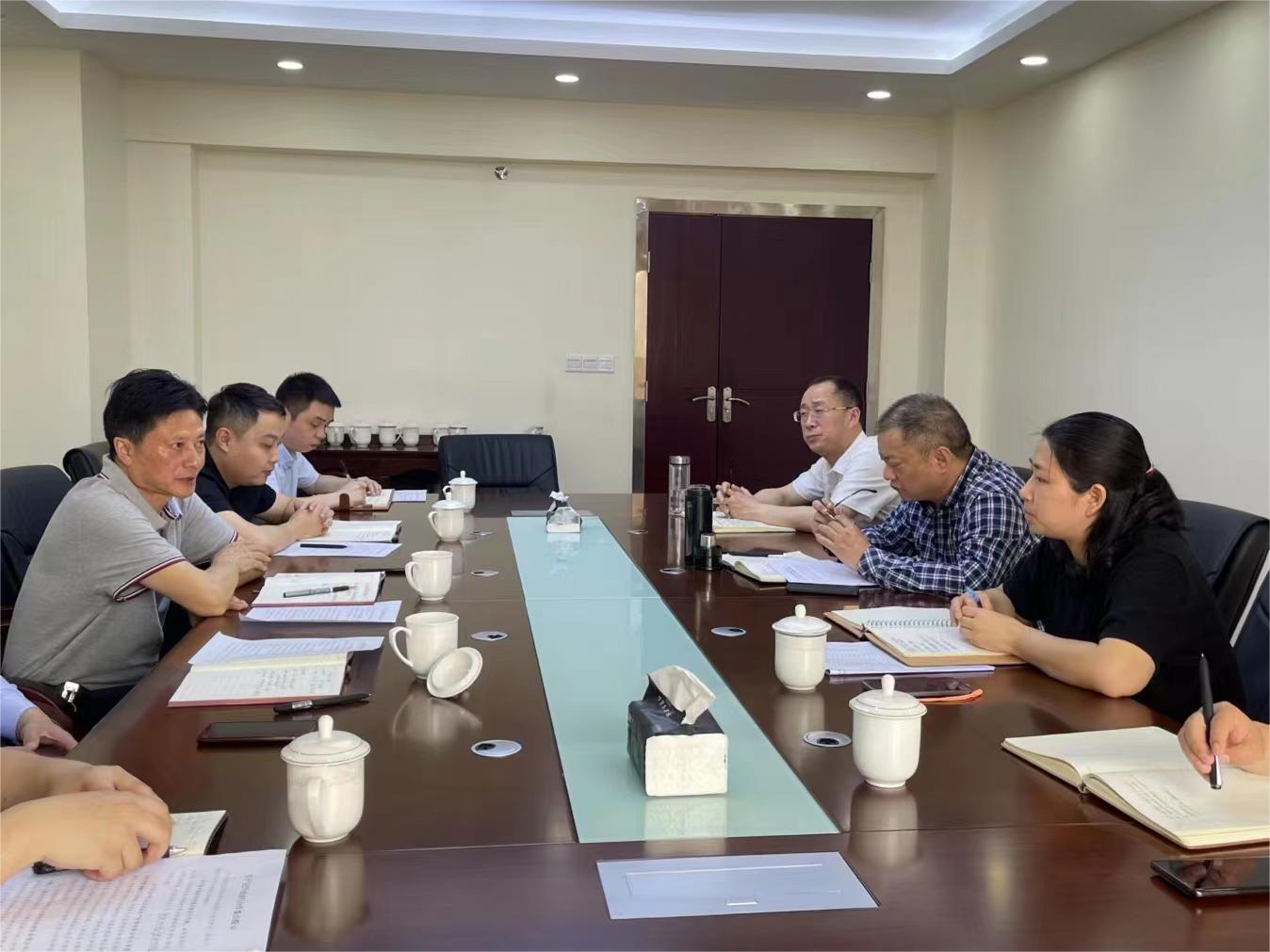 集團(tuán)黨委書記、董事長許大政一行赴巴中農(nóng)商行開展業(yè)務(wù)合作洽談會